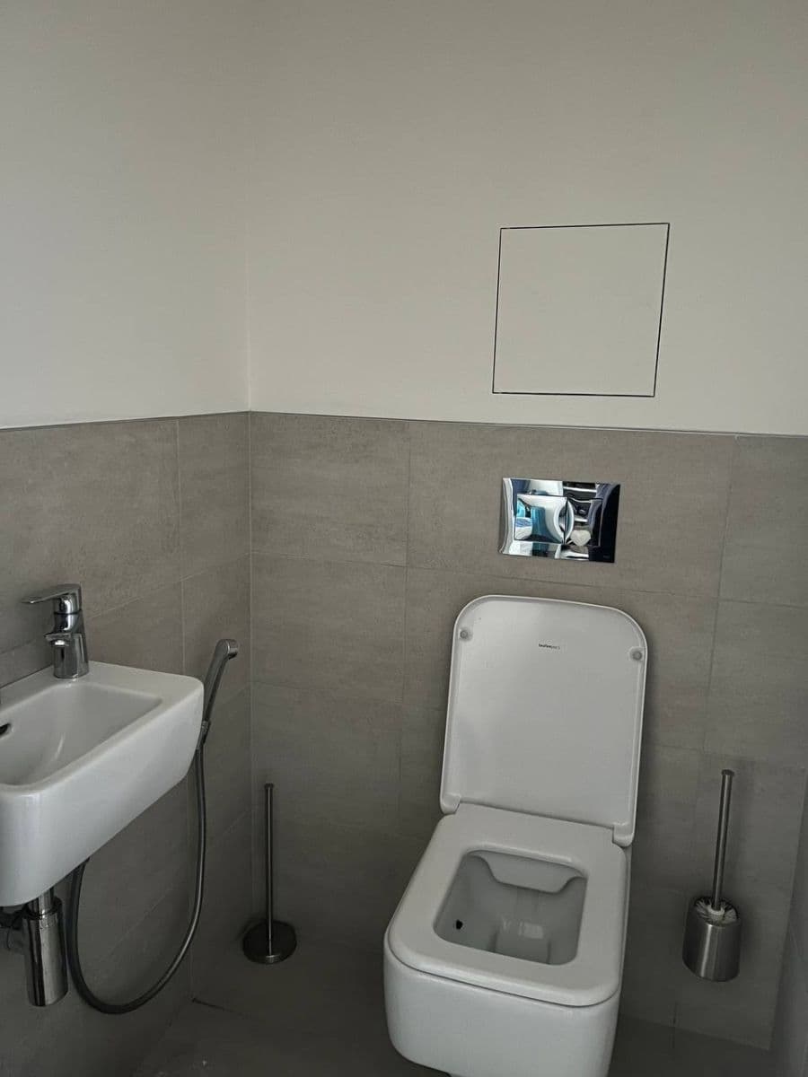 Pronájem bytu 2+kk 53 m², Zenklova, Praha, Praha Pronájem bytu 2+kk 53 m², Zenklova, Praha, Praha