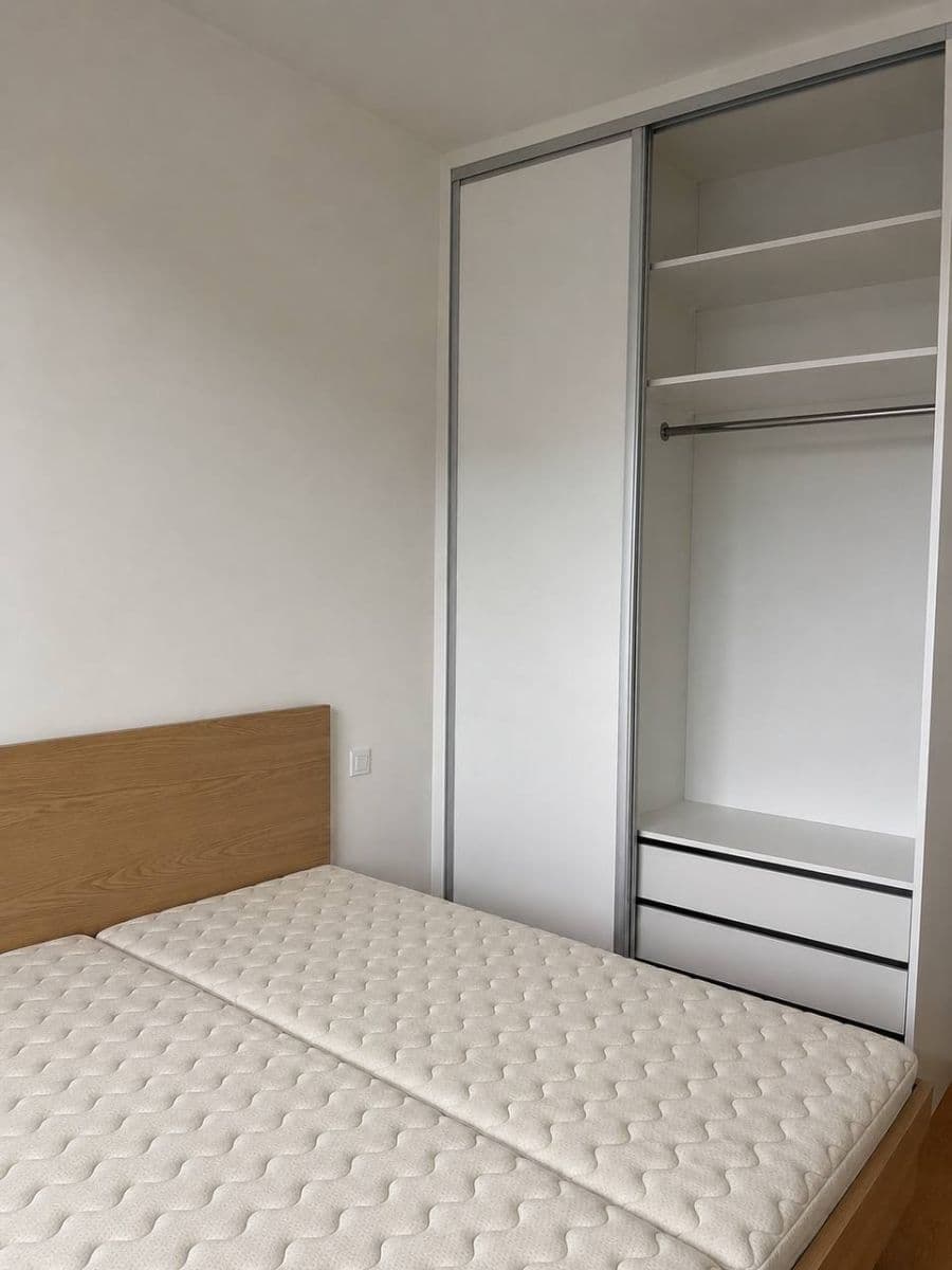 Pronájem bytu 2+kk 53 m², Zenklova, Praha, Praha Pronájem bytu 2+kk 53 m², Zenklova, Praha, Praha