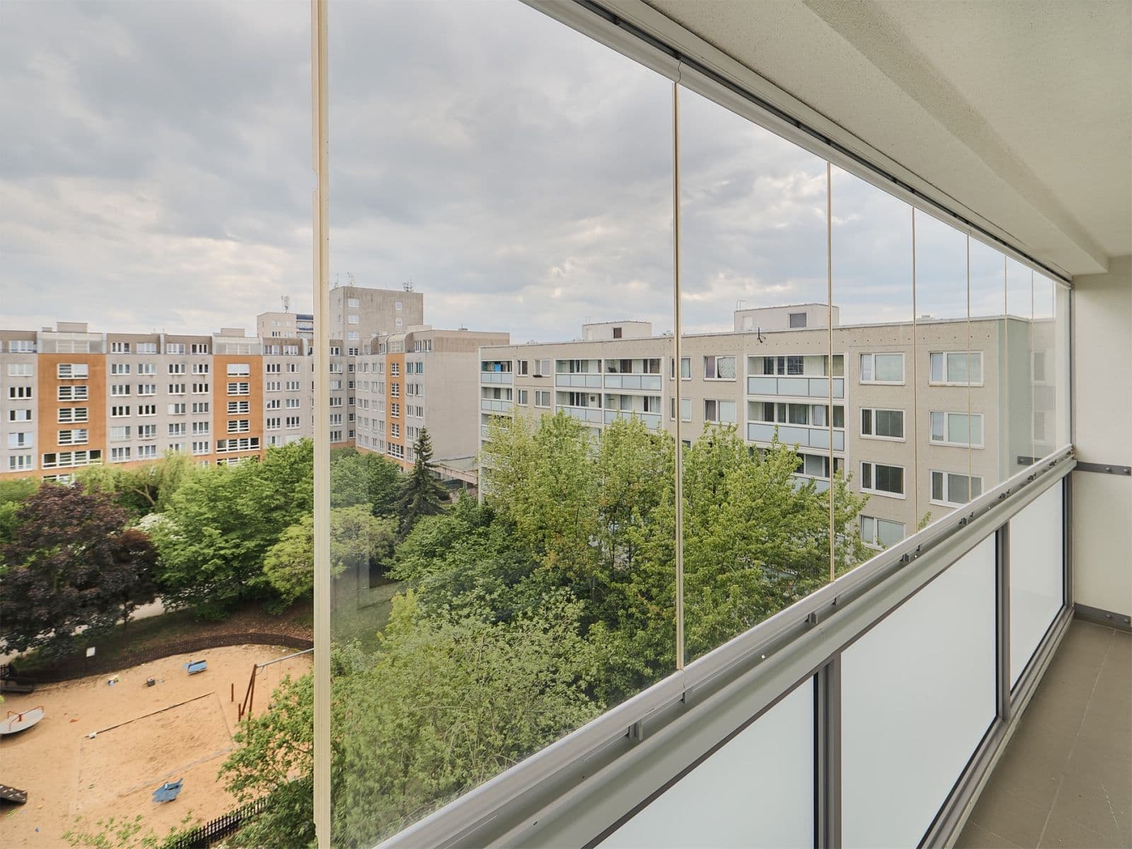 Prodej bytu 4+kk 84 m², Janského, Praha, Praha Prodej bytu 4+kk 84 m², Janského, Praha, Praha