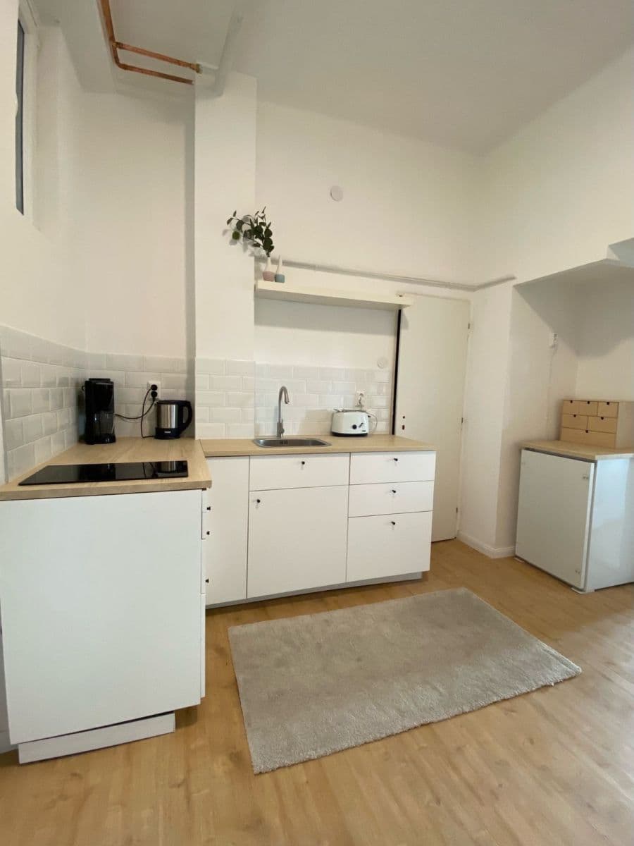 Pronájem bytu 2+1 50 m², Argentinská, Praha, Praha Pronájem bytu 2+1 50 m², Argentinská, Praha, Praha