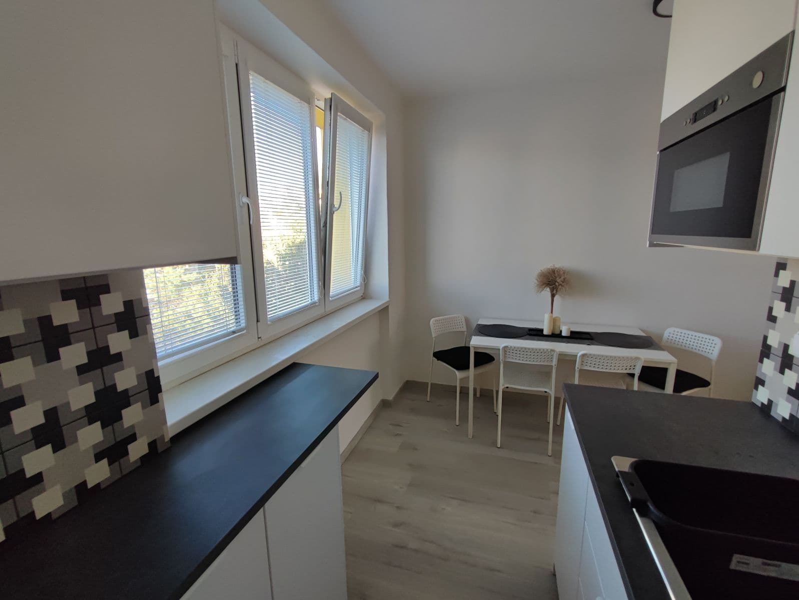 Pronájem bytu 2+1 54 m², Praha, Praha Pronájem bytu 2+1 54 m², Praha, Praha