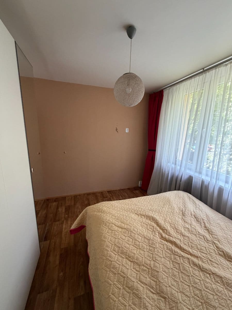 Pronájem bytu 3+1 55 m², Českolipská, Praha, Praha Pronájem bytu 3+1 55 m², Českolipská, Praha, Praha
