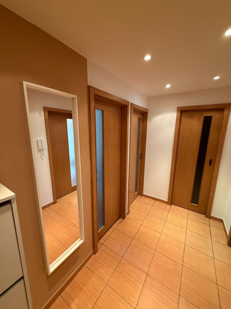 Pronájem bytu 3+1 55 m², Českolipská, Praha, Praha Pronájem bytu 3+1 55 m², Českolipská, Praha, Praha