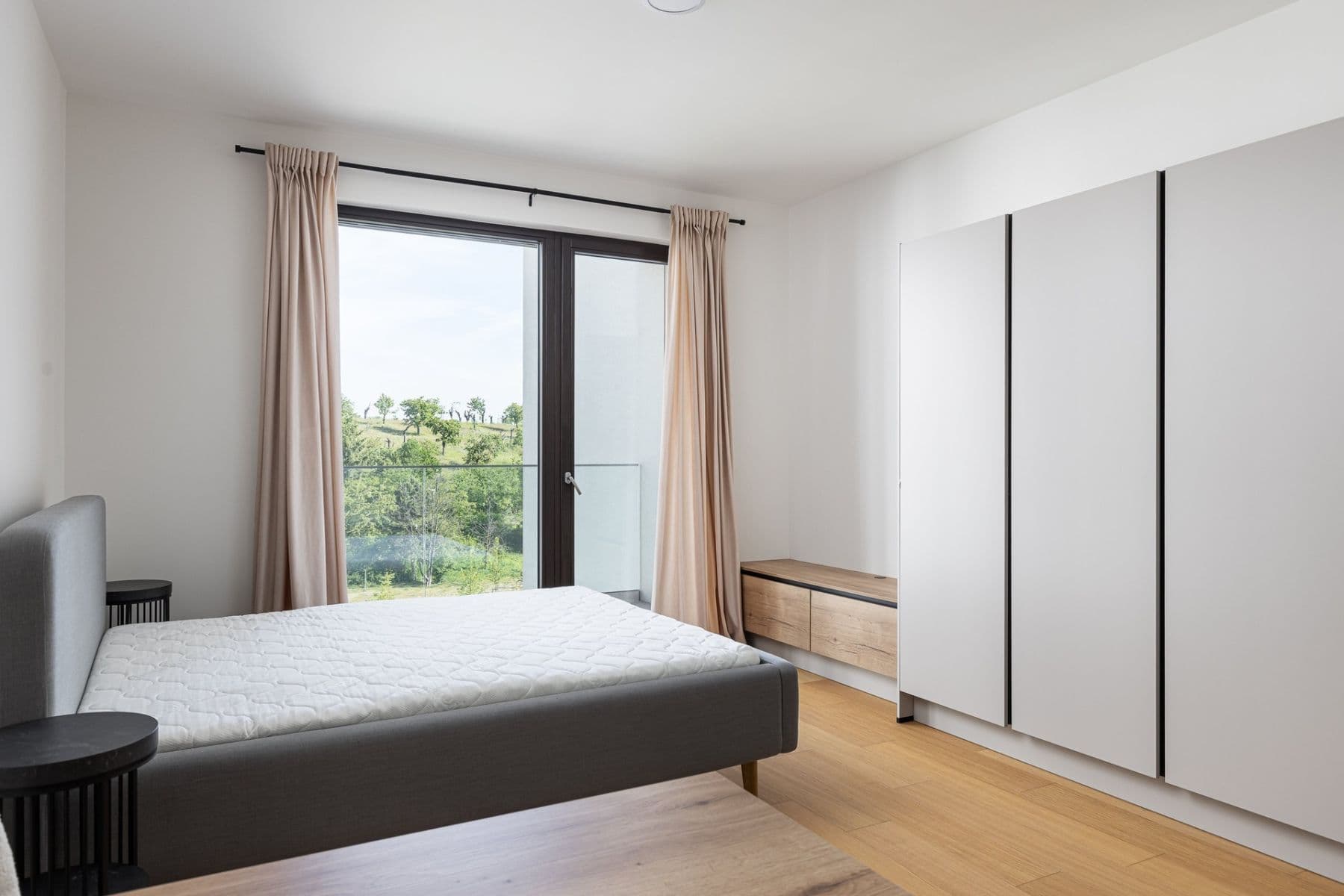 Pronájem bytu 1+kk 36 m², V třešňovce, Praha, Praha Pronájem bytu 1+kk 36 m², V třešňovce, Praha, Praha