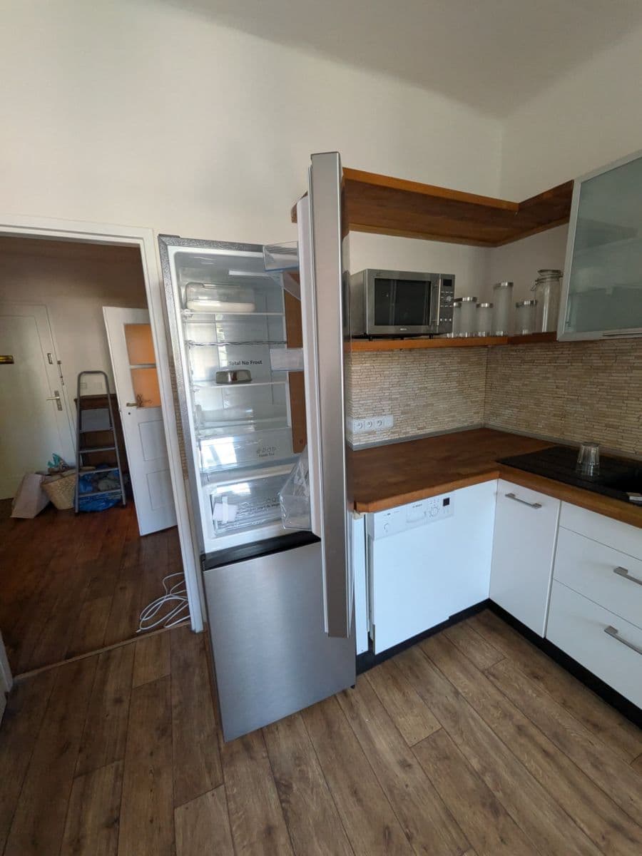Pronájem bytu 2+kk 50 m², Rooseveltova, Praha, Praha Pronájem bytu 2+kk 50 m², Rooseveltova, Praha, Praha