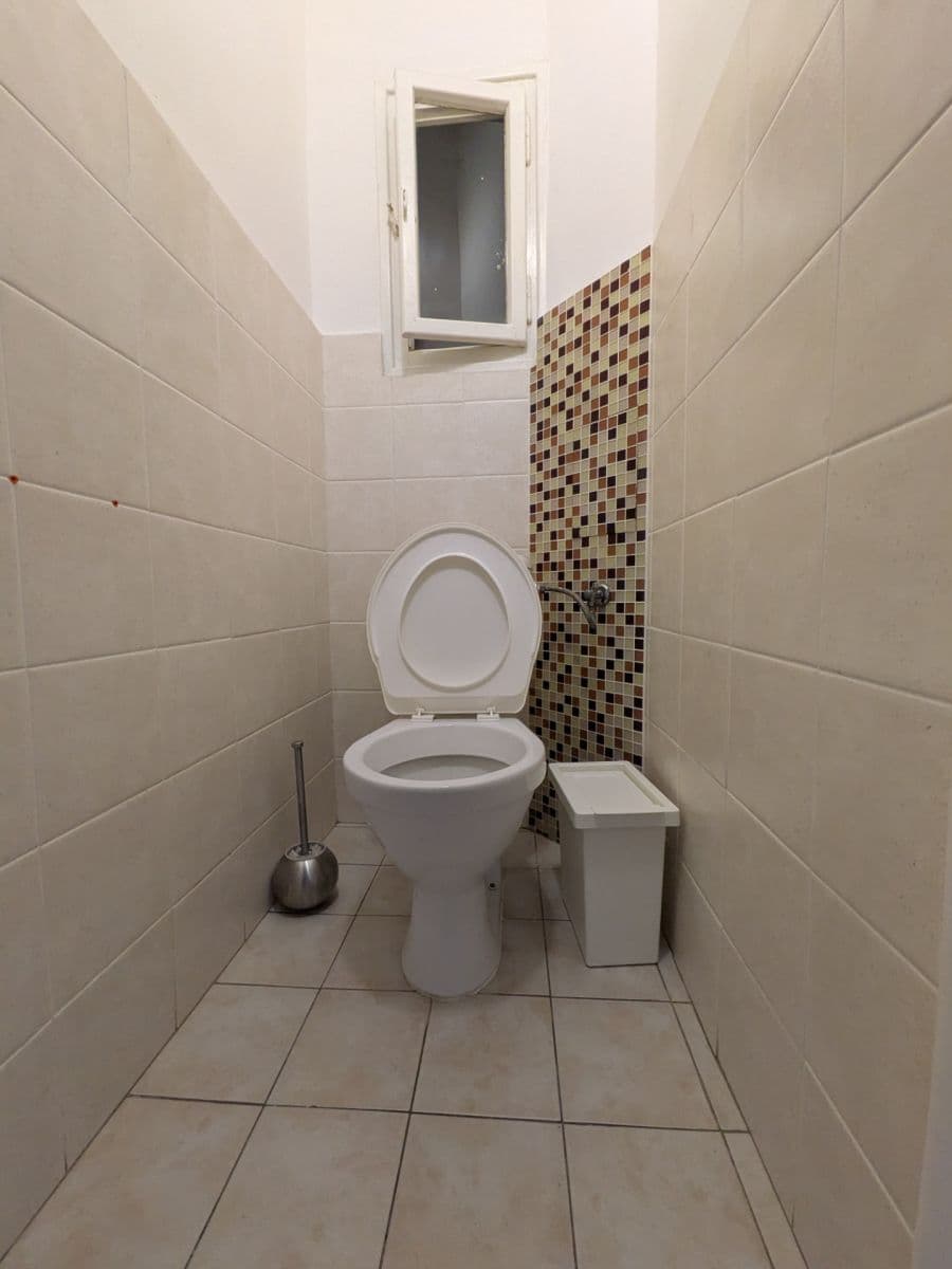 Pronájem bytu 2+kk 50 m², Rooseveltova, Praha, Praha Pronájem bytu 2+kk 50 m², Rooseveltova, Praha, Praha