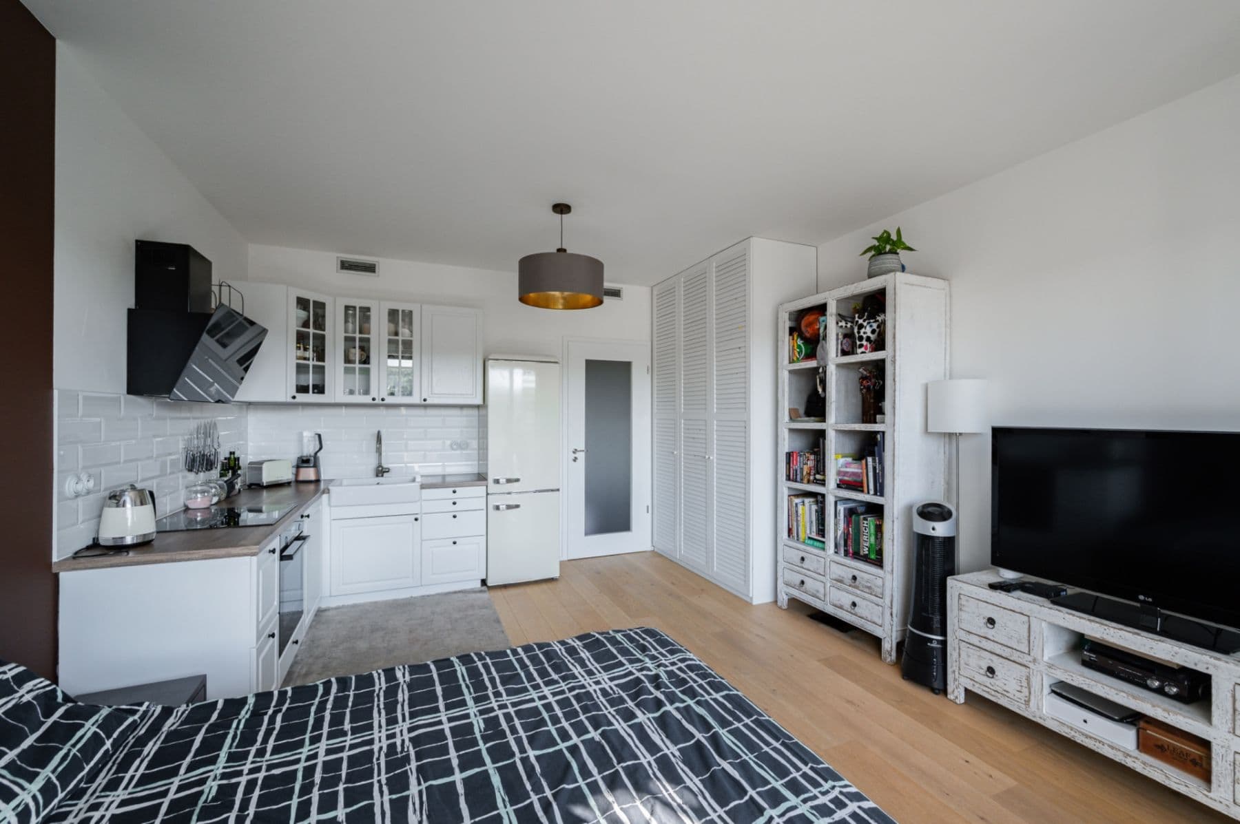 Prodej bytu 1+kk 33 m², Mezi Vodami, Praha, Praha Prodej bytu 1+kk 33 m², Mezi Vodami, Praha, Praha