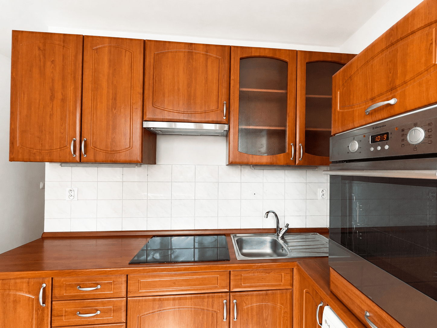 Prodej bytu 2+1 50 m², Hvozdíková, Praha, Praha Prodej bytu 2+1 50 m², Hvozdíková, Praha, Praha