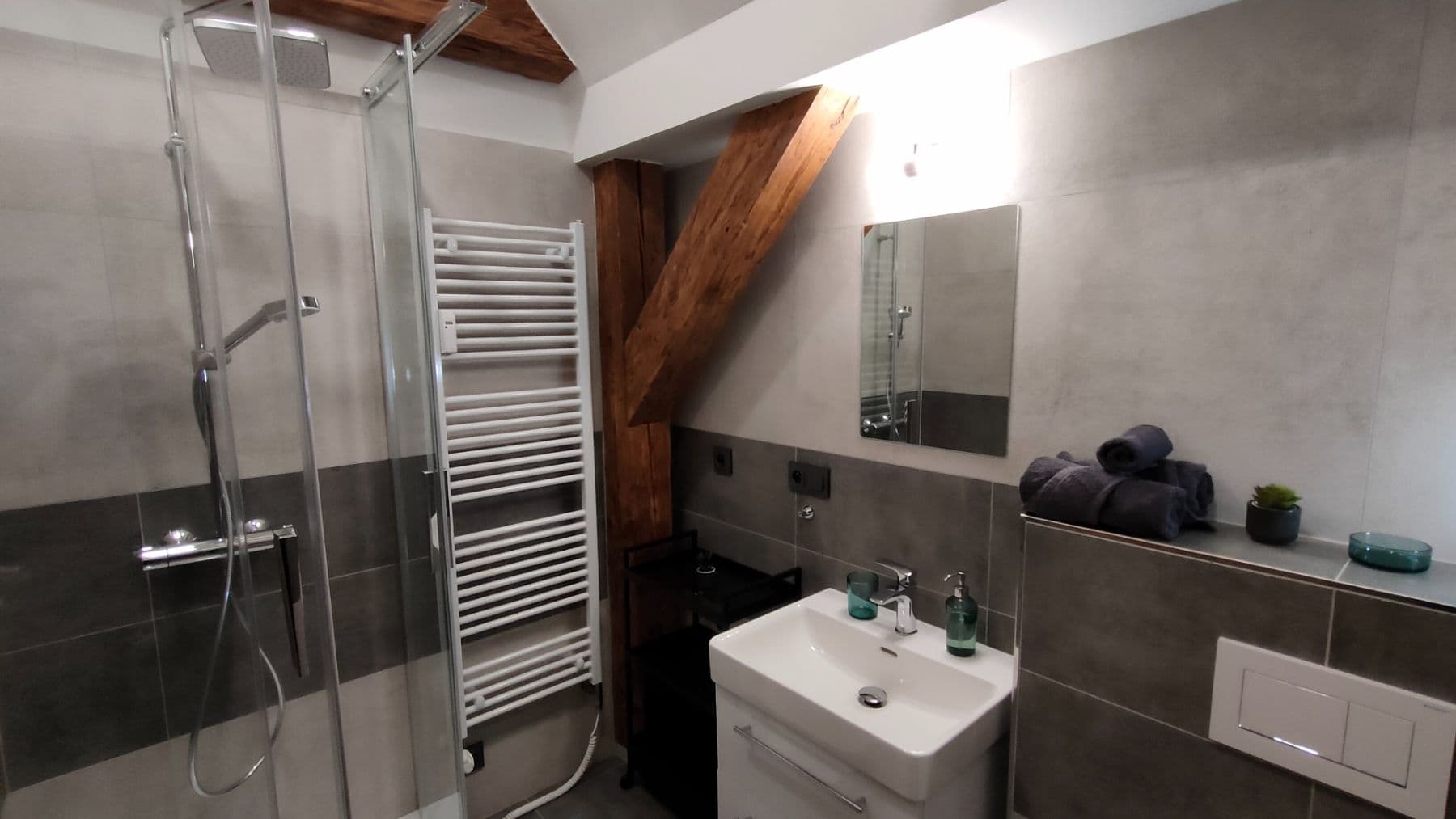 Prodej bytu 1+kk 38 m², Staré Buky, Královéhradecký kraj Prodej bytu 1+kk 38 m², Staré Buky, Královéhradecký kraj