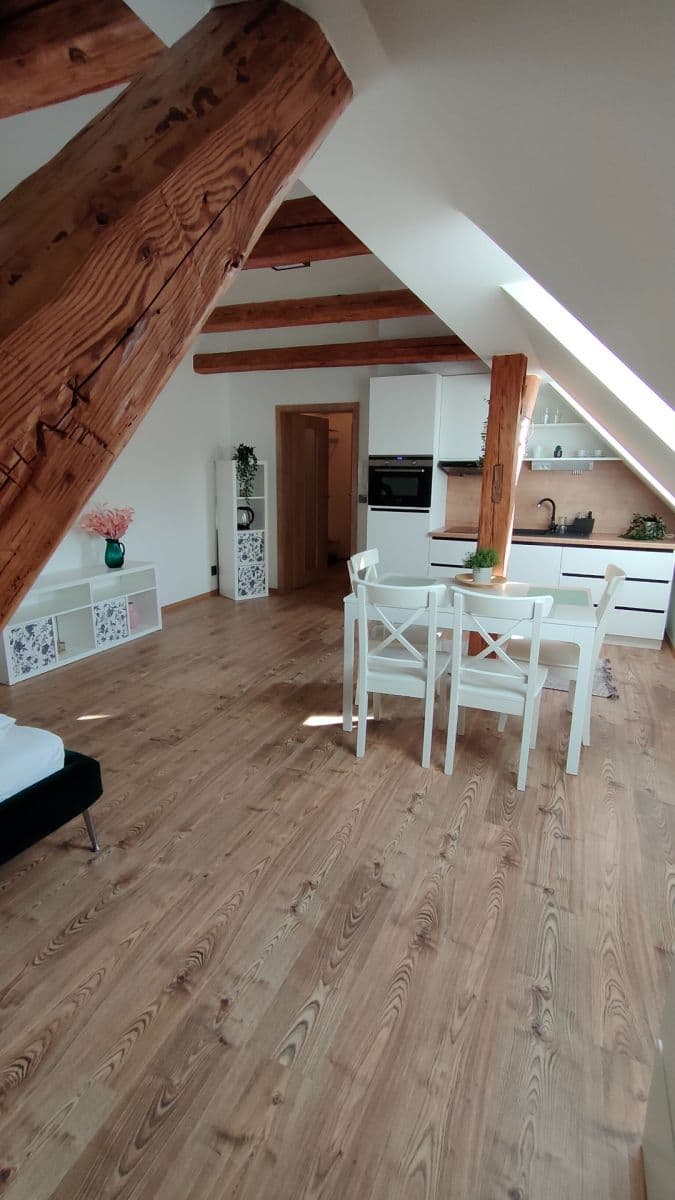 Prodej bytu 1+kk 38 m², Staré Buky, Královéhradecký kraj Prodej bytu 1+kk 38 m², Staré Buky, Královéhradecký kraj