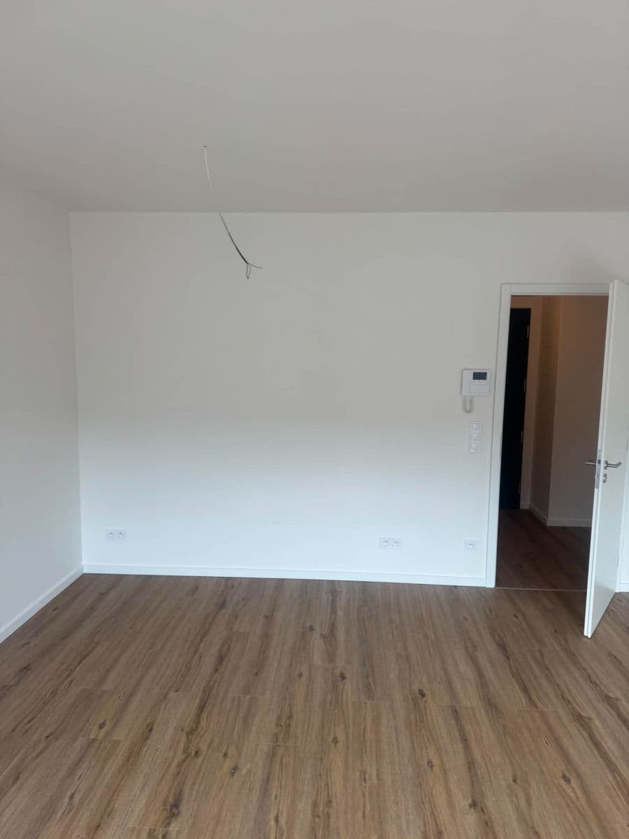 Prodej bytu 1+kk 34 m², Ke křížku, Kladno, Středočeský kraj Prodej bytu 1+kk 34 m², Ke křížku, Kladno, Středočeský kraj