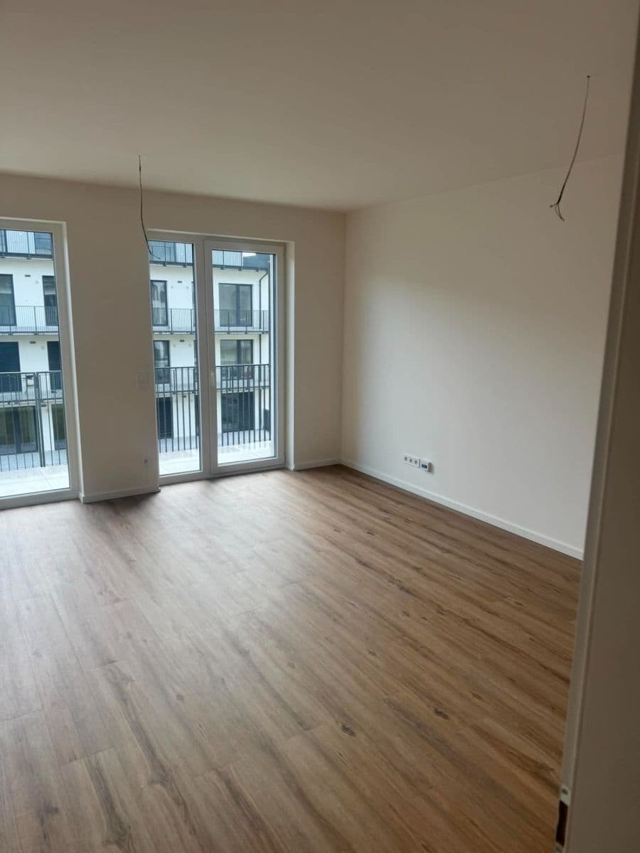 Prodej bytu 1+kk 34 m², Ke křížku, Kladno, Středočeský kraj Prodej bytu 1+kk 34 m², Ke křížku, Kladno, Středočeský kraj