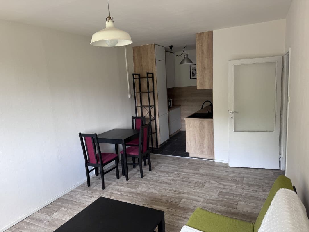 Pronájem bytu 2+kk 50 m², Kytlická, Praha, Praha Pronájem bytu 2+kk 50 m², Kytlická, Praha, Praha