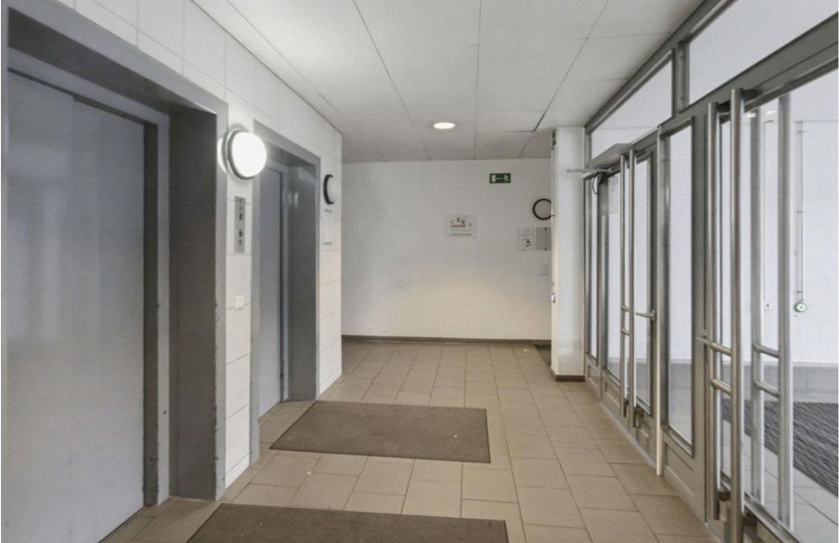 Pronájem bytu 3+1 73 m², Albert-Schweitzer-Str. 4, Laatzen, Dolní Sasko Pronájem bytu 3+1 73 m², Albert-Schweitzer-Str. 4, Laatzen, Dolní Sasko