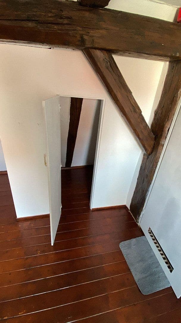 Pronájem bytu 2+1 60 m², Rathausstrasse, Weissach, Bádensko-Württembersko Pronájem bytu 2+1 60 m², Rathausstrasse, Weissach, Bádensko-Württembersko