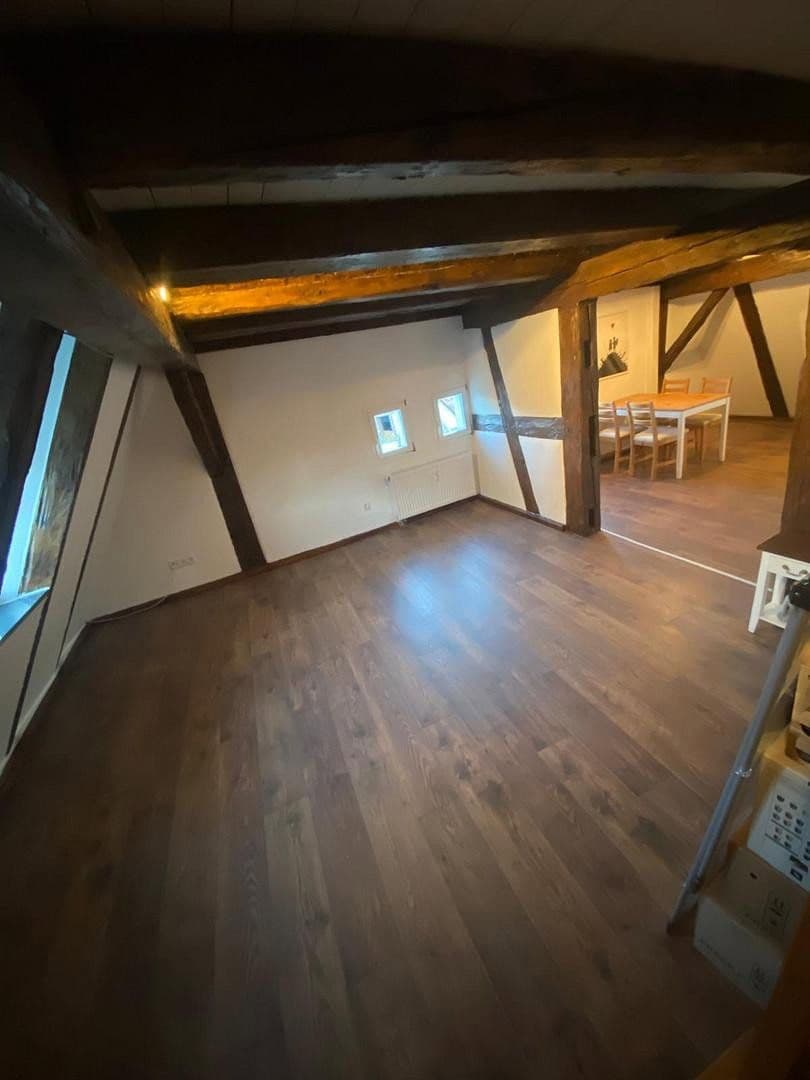 Pronájem bytu 2+1 60 m², Rathausstrasse, Weissach, Bádensko-Württembersko Pronájem bytu 2+1 60 m², Rathausstrasse, Weissach, Bádensko-Württembersko