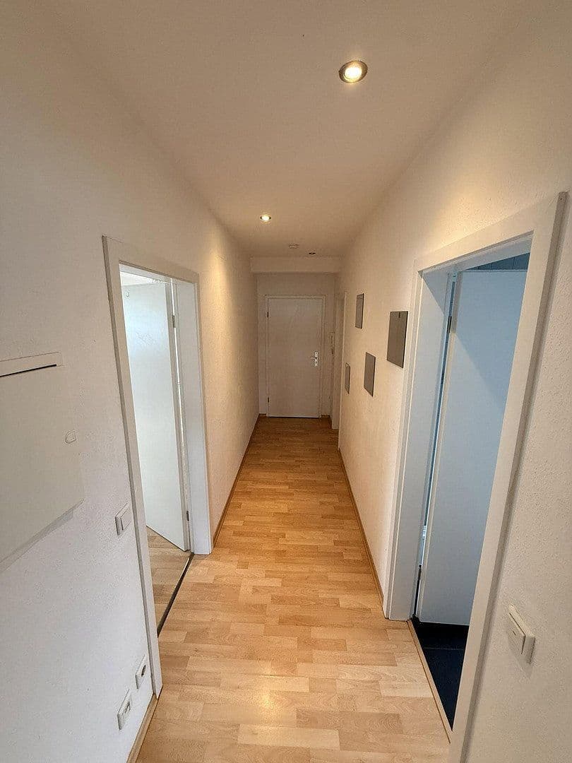 Pronájem bytu 2+kk 68 m², Krefeld, Severní Porýní-Vestfálsko Pronájem bytu 2+kk 68 m², Krefeld, Severní Porýní-Vestfálsko
