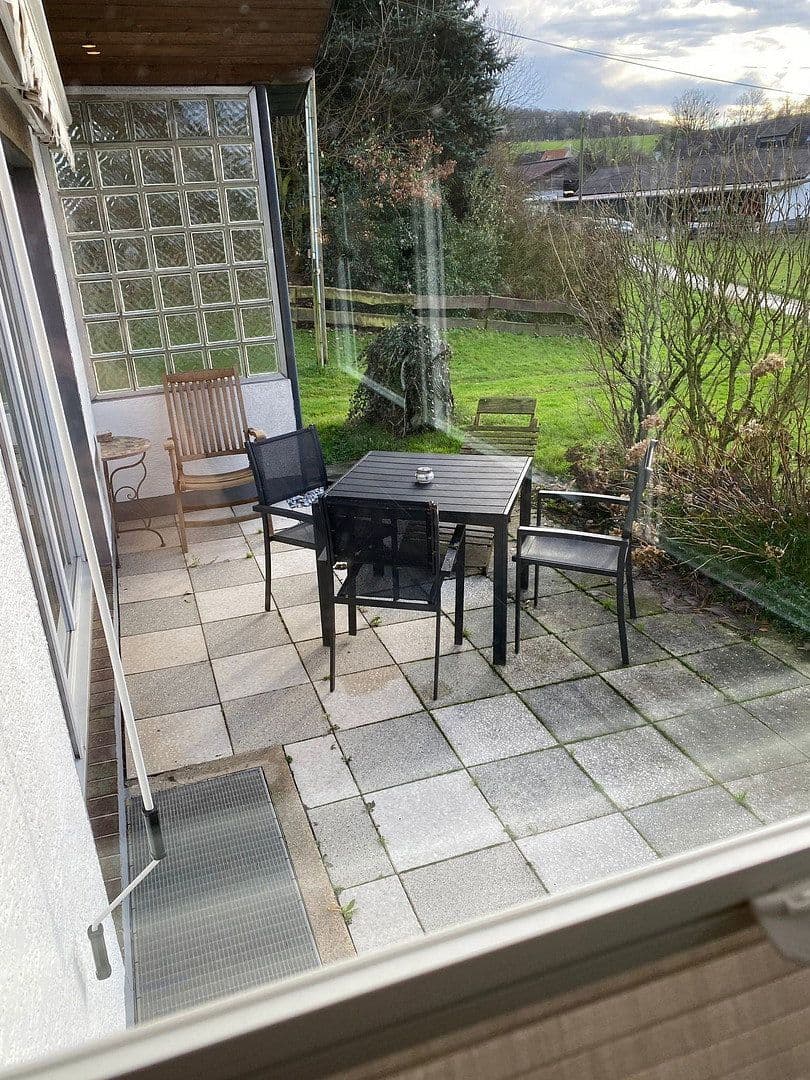 Pronájem domu 115 m², pozemek 1.850 m², Bergisch Gladbach, Severní Porýní-Vestfálsko Pronájem domu 115 m², pozemek 1.850 m², Bergisch Gladbach, Severní Porýní-Vestfálsko