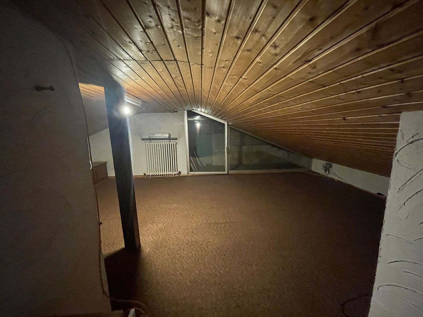 Pronájem domu 115 m², pozemek 1.850 m², Bergisch Gladbach, Severní Porýní-Vestfálsko Pronájem domu 115 m², pozemek 1.850 m², Bergisch Gladbach, Severní Porýní-Vestfálsko