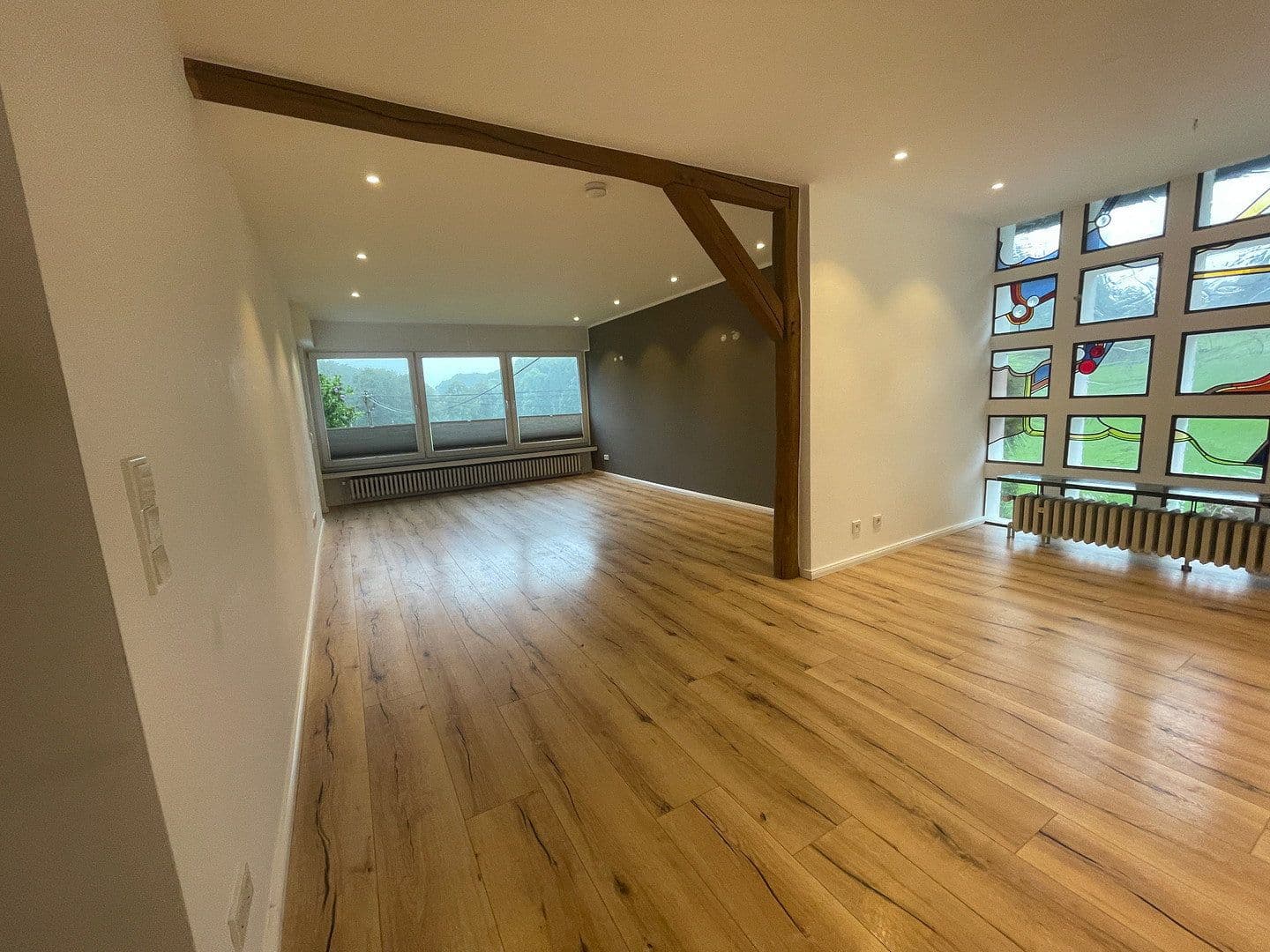 Pronájem domu 115 m², pozemek 1.850 m², Bergisch Gladbach, Severní Porýní-Vestfálsko Pronájem domu 115 m², pozemek 1.850 m², Bergisch Gladbach, Severní Porýní-Vestfálsko