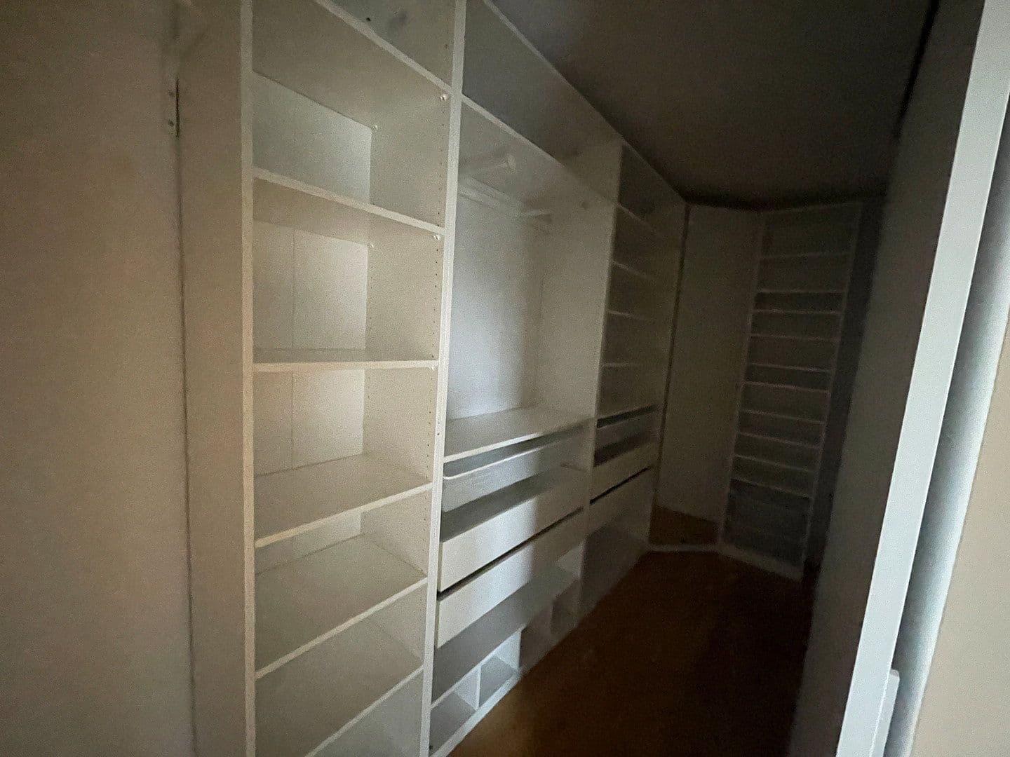 Pronájem domu 115 m², pozemek 1.850 m², Bergisch Gladbach, Severní Porýní-Vestfálsko Pronájem domu 115 m², pozemek 1.850 m², Bergisch Gladbach, Severní Porýní-Vestfálsko