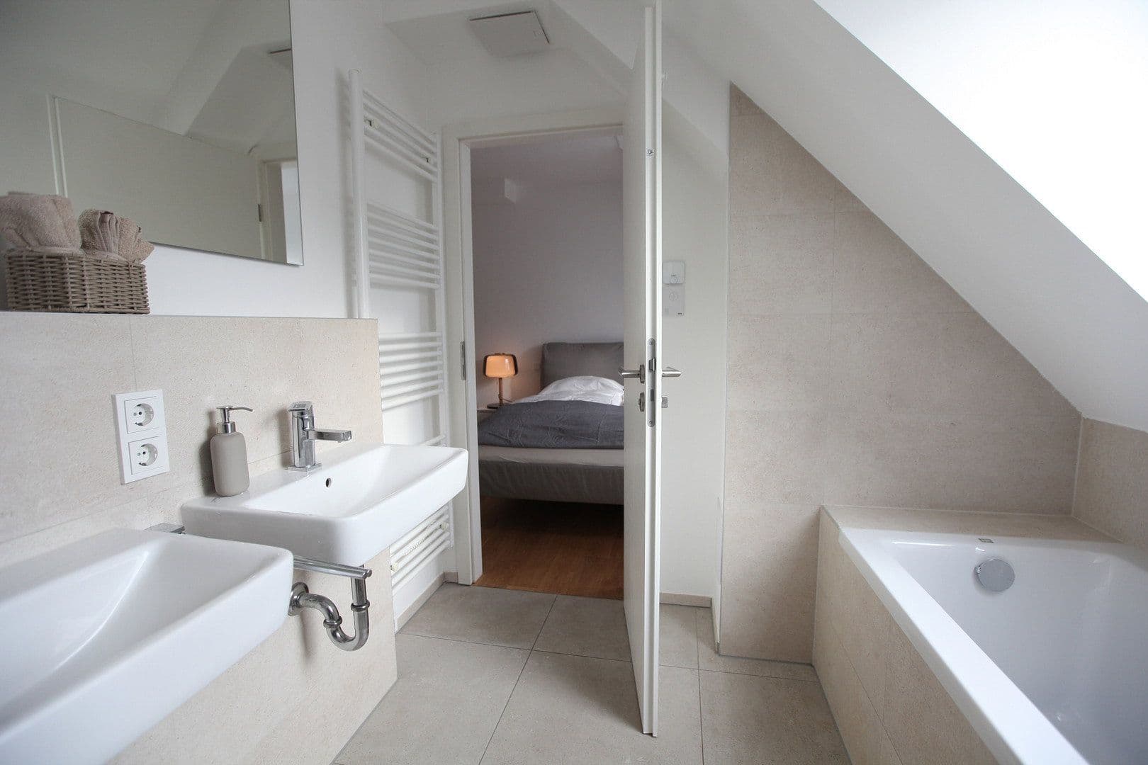 Prodej bytu 3+1 83 m², Hartstraße 86, Germering, Bavorsko Prodej bytu 3+1 83 m², Hartstraße 86, Germering, Bavorsko