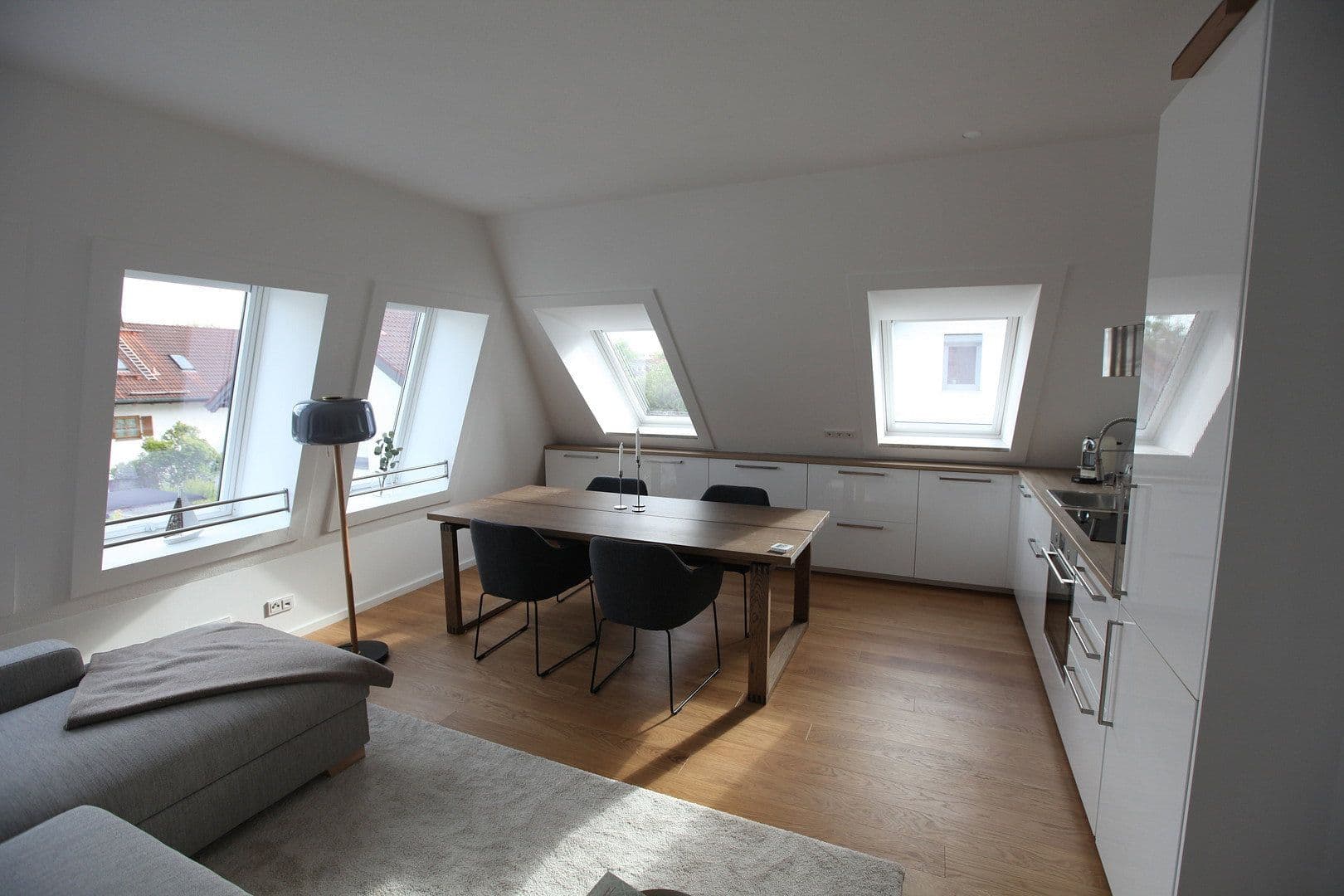Prodej bytu 3+1 83 m², Hartstraße 86, Germering, Bavorsko Prodej bytu 3+1 83 m², Hartstraße 86, Germering, Bavorsko
