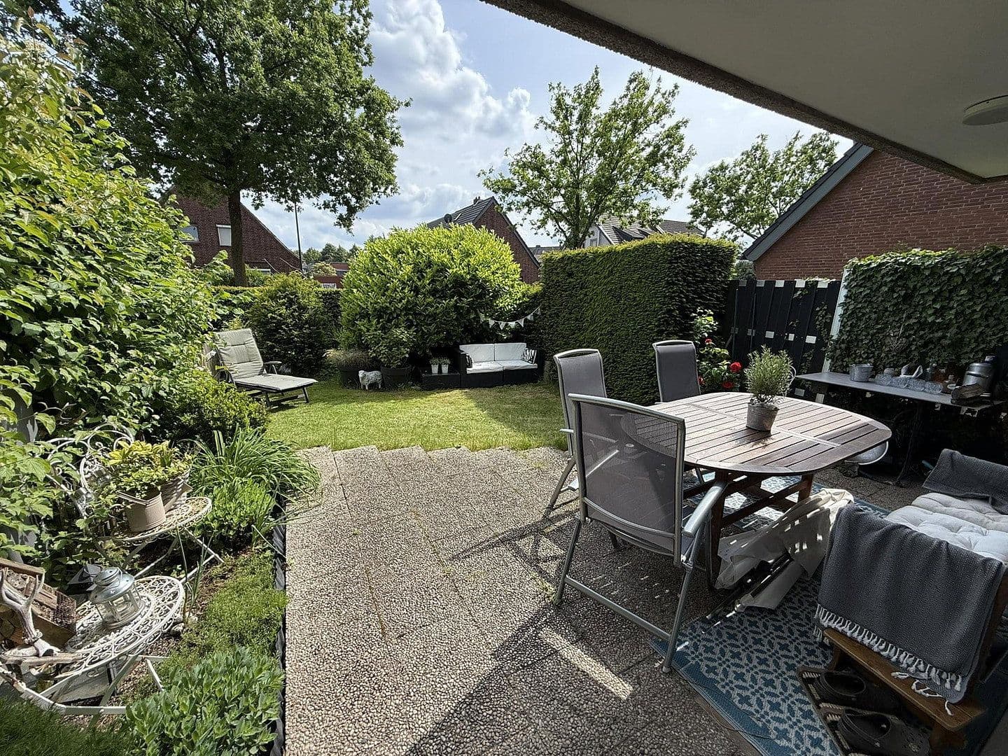 Pronájem bytu 3+1 85 m², Nierster Str. 14a, Meerbusch, Severní Porýní-Vestfálsko Pronájem bytu 3+1 85 m², Nierster Str. 14a, Meerbusch, Severní Porýní-Vestfálsko