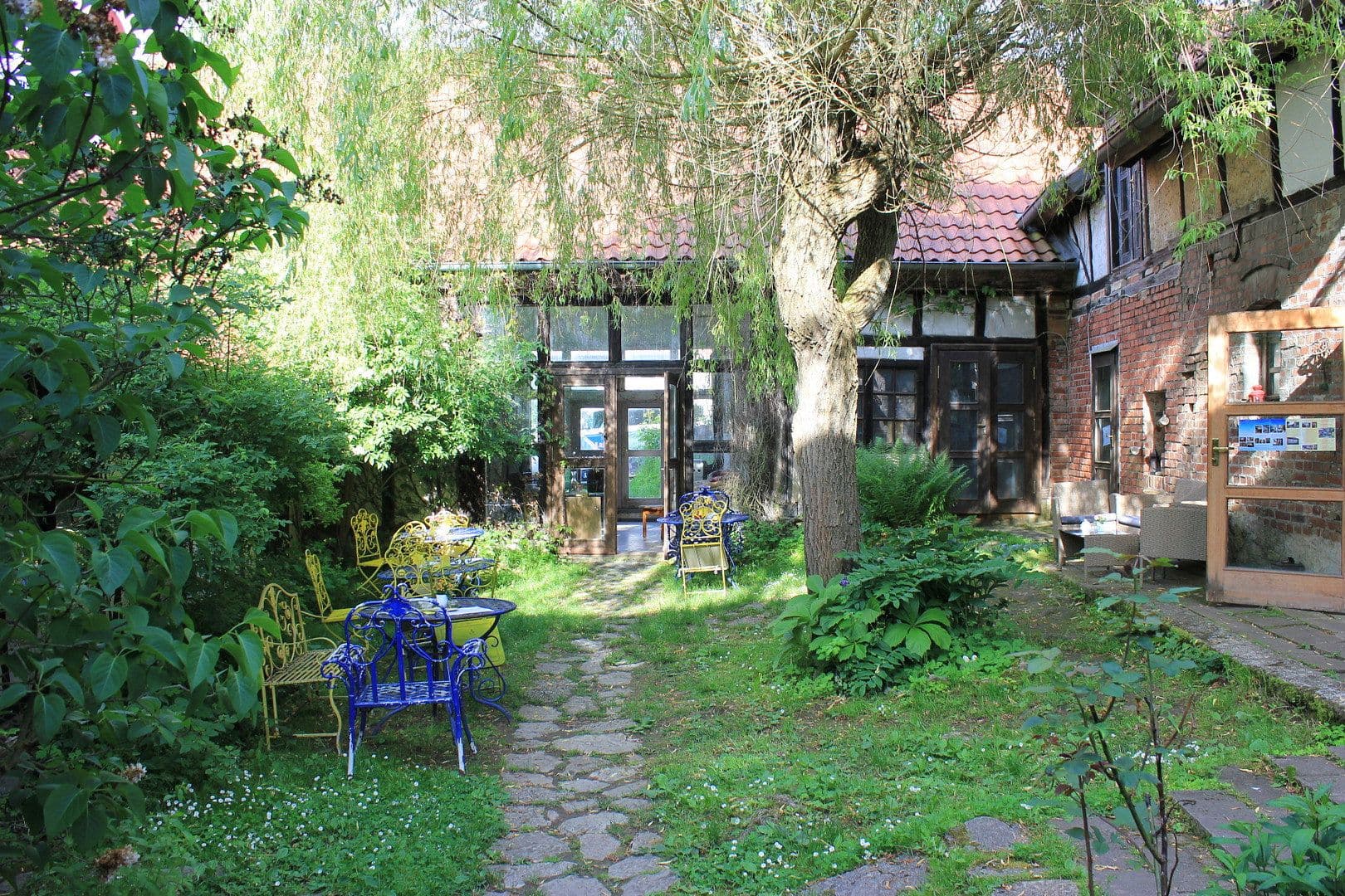 Prodej domu 300 m², pozemek 1.277 m², In Friedrichsrode 24, Helbedündorf, Durynsko Prodej domu 300 m², pozemek 1.277 m², In Friedrichsrode 24, Helbedündorf, Durynsko