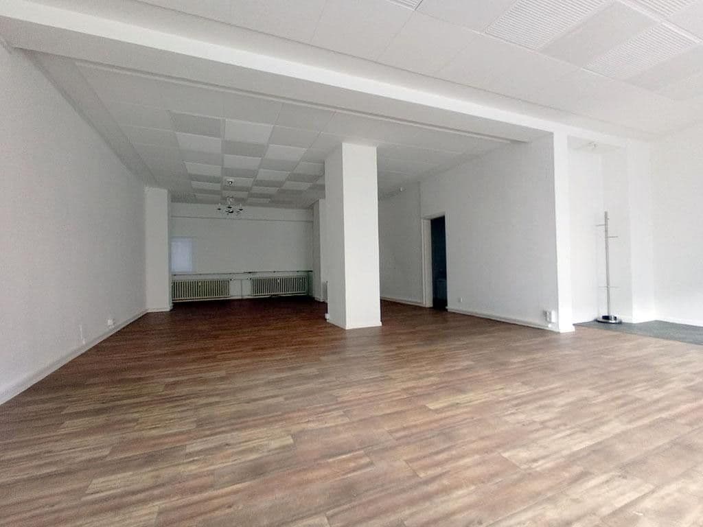 Prodej nebytového prostoru 114 m², Baslerstrasse 55, Lörrach, Bádensko-Württembersko Prodej nebytového prostoru 114 m², Baslerstrasse 55, Lörrach, Bádensko-Württembersko