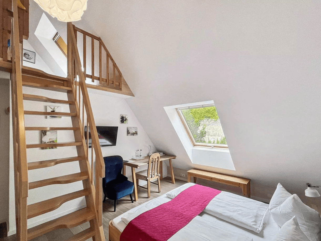 Prodej domu 240 m², pozemek 840 m², Brunnengasse 7, Randersacker, Bavorsko Prodej domu 240 m², pozemek 840 m², Brunnengasse 7, Randersacker, Bavorsko