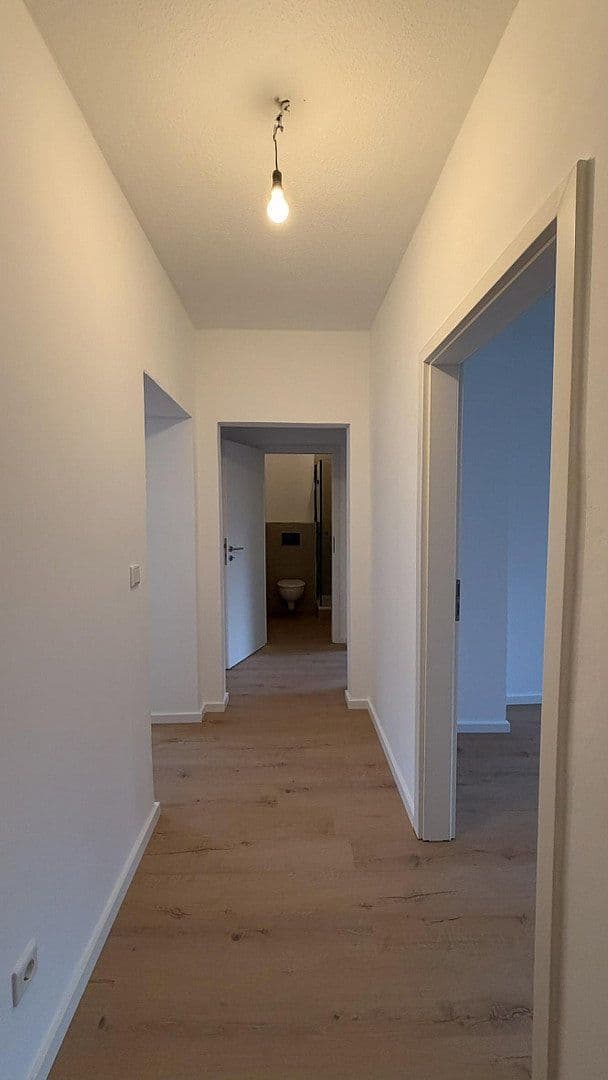 Pronájem bytu 2+1 58 m², Schwarzbach 67, Wuppertal, Severní Porýní-Vestfálsko Pronájem bytu 2+1 58 m², Schwarzbach 67, Wuppertal, Severní Porýní-Vestfálsko