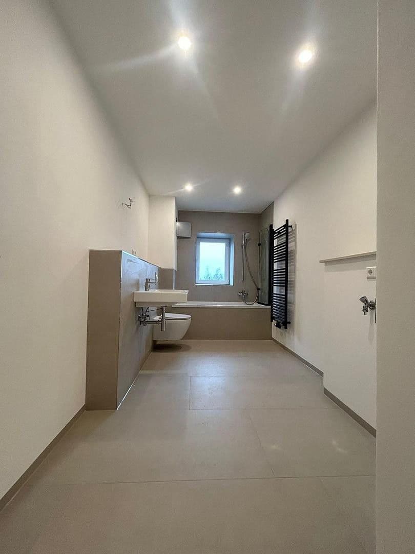 Pronájem bytu 3+1 84 m², Chemnitzer Str. 72, Meerane, Sasko Pronájem bytu 3+1 84 m², Chemnitzer Str. 72, Meerane, Sasko