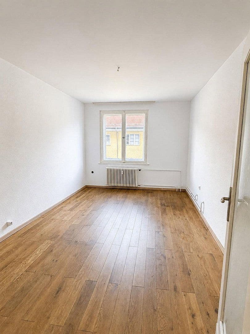 Prodej bytu 3+1 87 m², Kamminer Str., Berlin, Berlín Prodej bytu 3+1 87 m², Kamminer Str., Berlin, Berlín