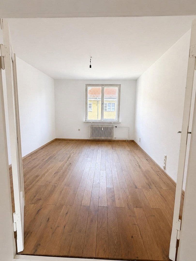 Prodej bytu 3+1 87 m², Kamminer Str., Berlin, Berlín Prodej bytu 3+1 87 m², Kamminer Str., Berlin, Berlín
