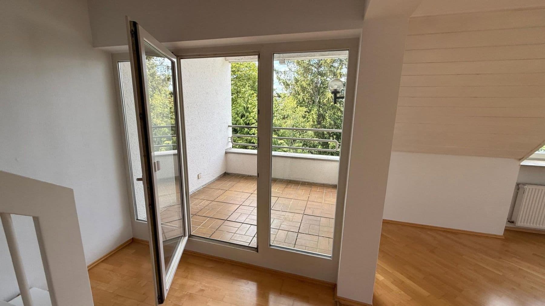 Pronájem bytu 5+kk 220 m², Donaueschingen, Bádensko-Württembersko Pronájem bytu 5+kk 220 m², Donaueschingen, Bádensko-Württembersko