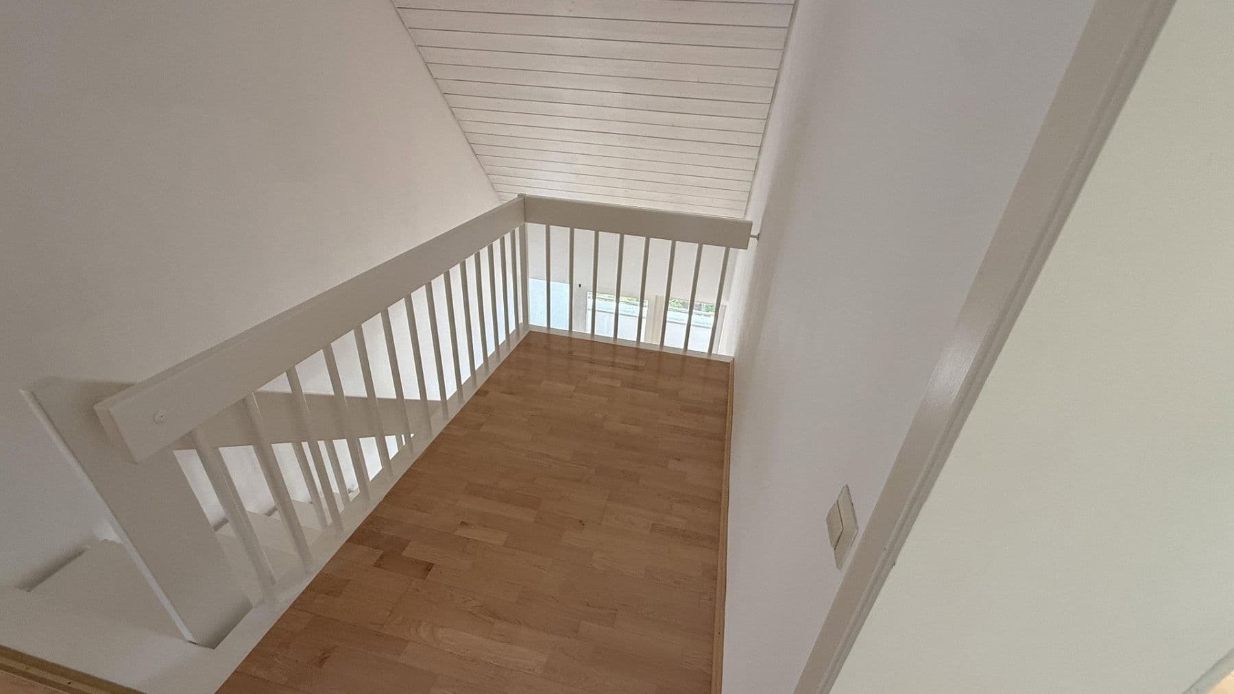 Pronájem bytu 5+kk 220 m², Donaueschingen, Bádensko-Württembersko Pronájem bytu 5+kk 220 m², Donaueschingen, Bádensko-Württembersko