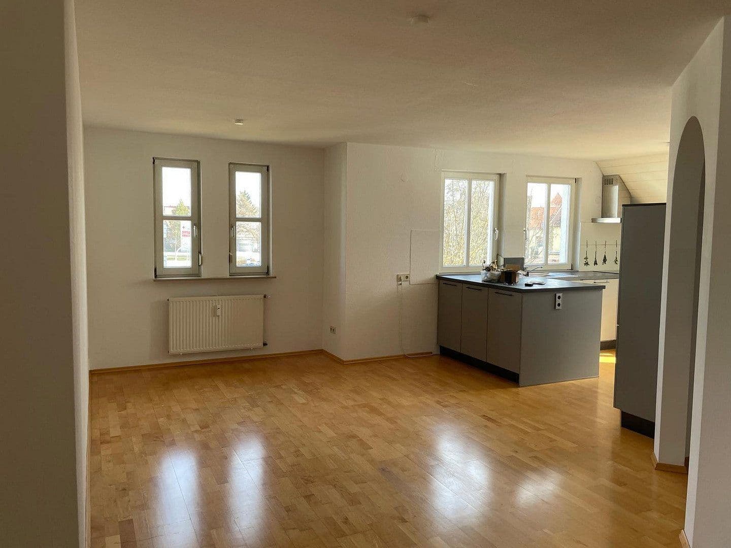 Pronájem bytu 5+kk 220 m², Donaueschingen, Bádensko-Württembersko Pronájem bytu 5+kk 220 m², Donaueschingen, Bádensko-Württembersko