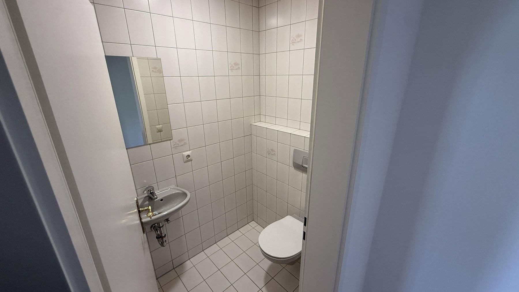 Pronájem bytu 5+kk 220 m², Donaueschingen, Bádensko-Württembersko Pronájem bytu 5+kk 220 m², Donaueschingen, Bádensko-Württembersko