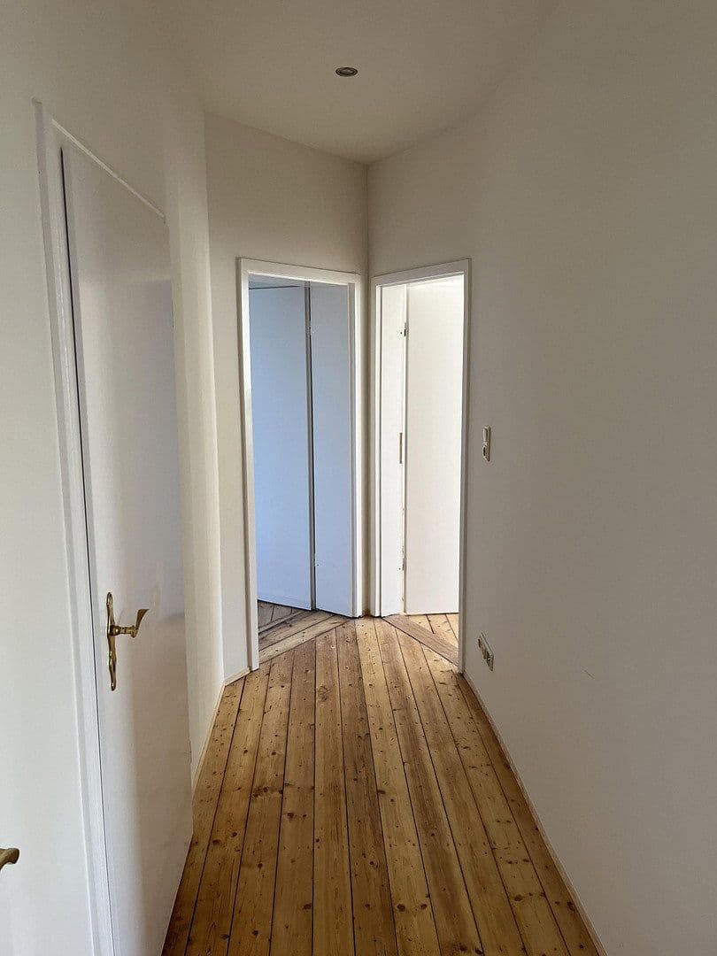 Pronájem bytu 3+1 65 m², Kassel, Hessen Pronájem bytu 3+1 65 m², Kassel, Hessen