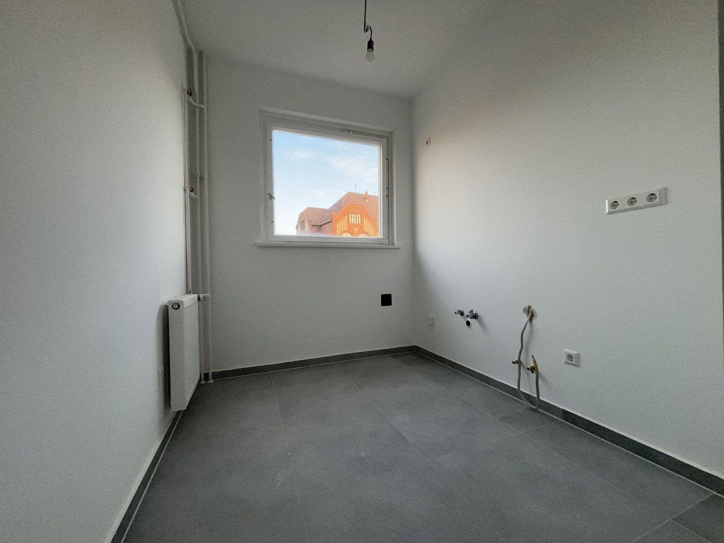 Prodej bytu 2+1 50 m², Ringbahnstraße 67, Berlin, Berlín Prodej bytu 2+1 50 m², Ringbahnstraße 67, Berlin, Berlín