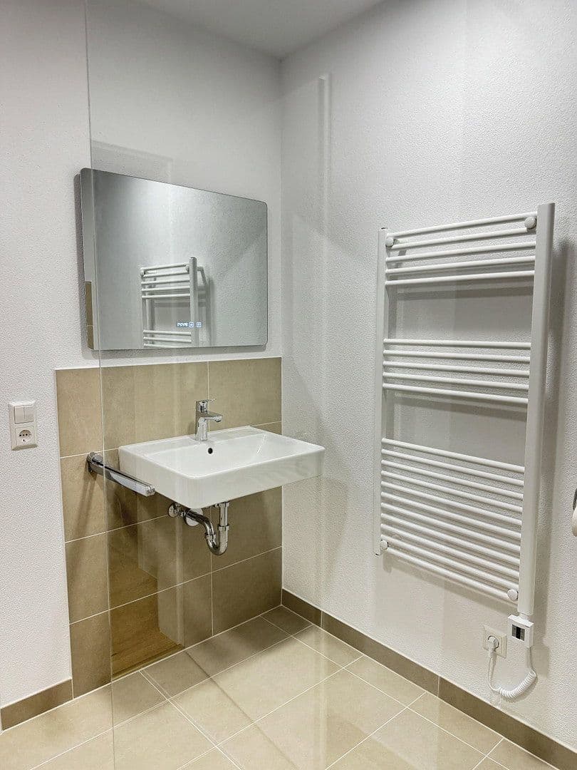 Prodej bytu 2+1 50 m², Friedrichshafen, Bádensko-Württembersko Prodej bytu 2+1 50 m², Friedrichshafen, Bádensko-Württembersko