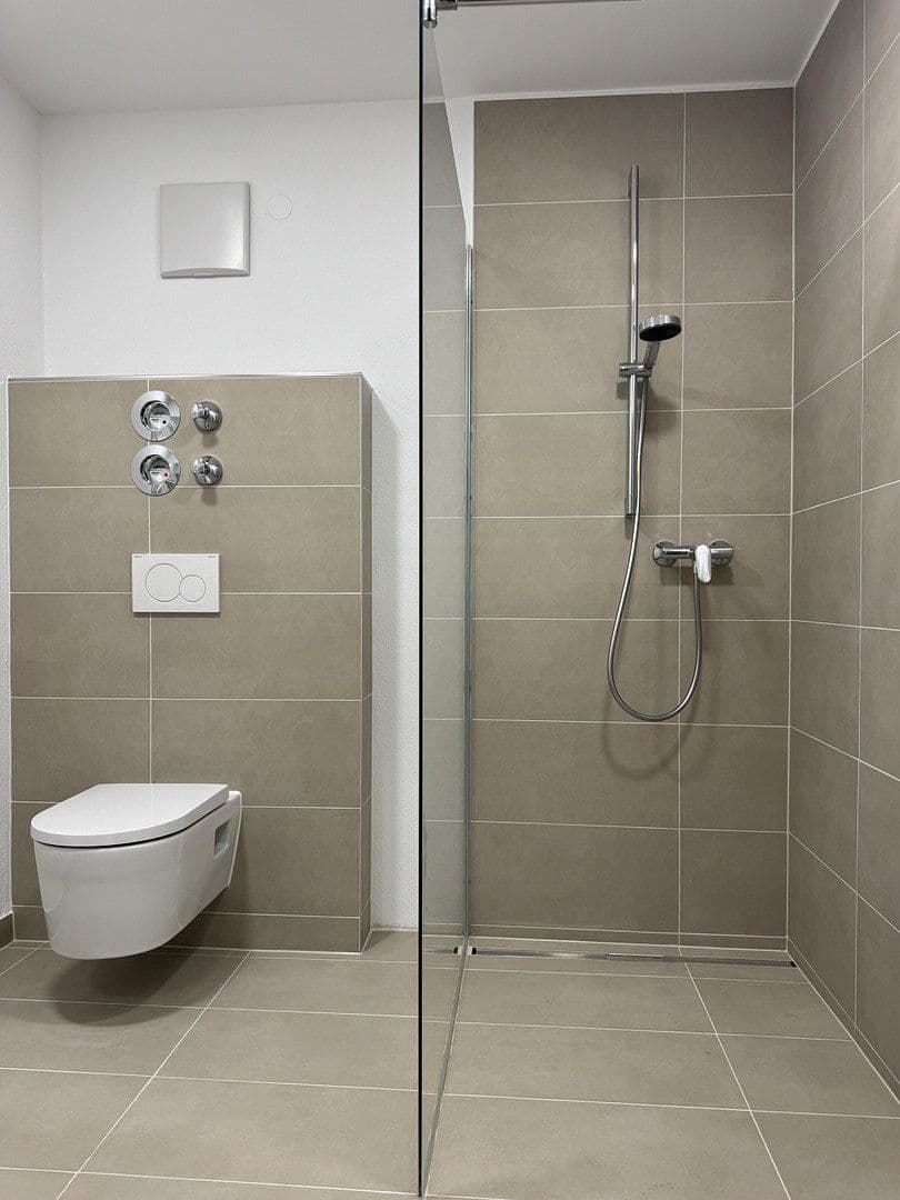 Prodej bytu 2+1 50 m², Friedrichshafen, Bádensko-Württembersko Prodej bytu 2+1 50 m², Friedrichshafen, Bádensko-Württembersko