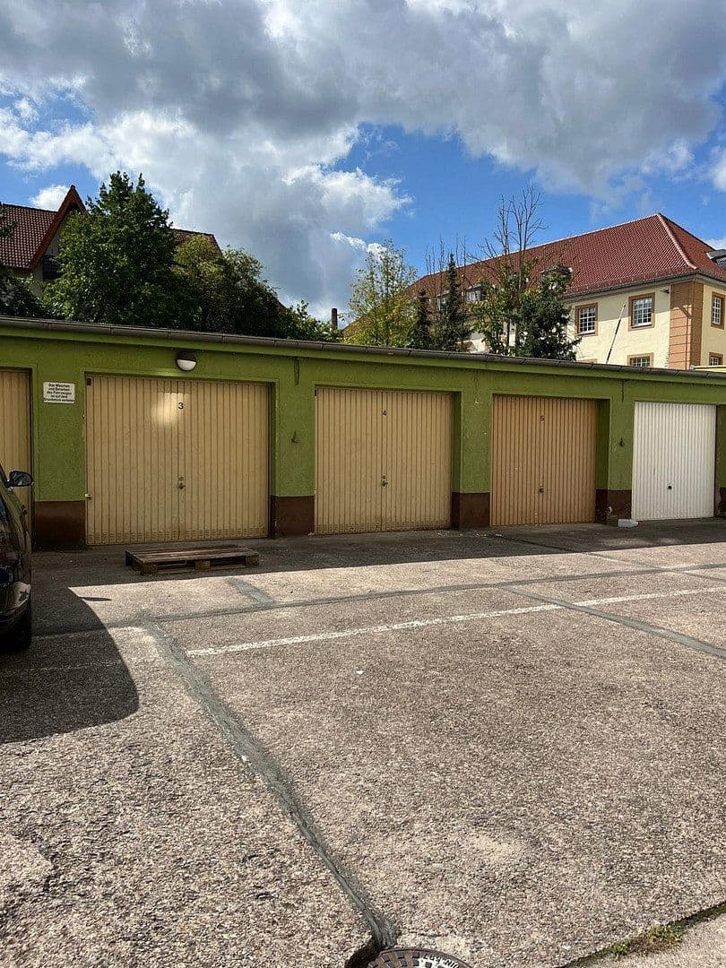 Pronájem garáže, Friedrich-Wilhelm-Straße 2, Eschwege, Hessen Pronájem garáže, Friedrich-Wilhelm-Straße 2, Eschwege, Hessen