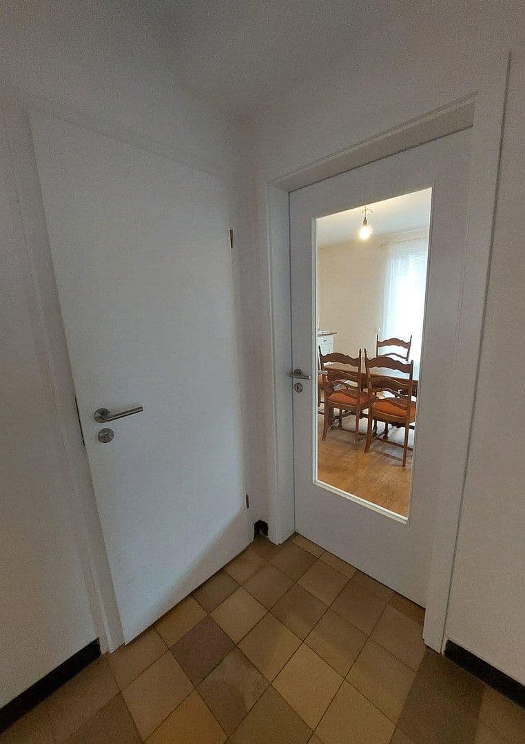 Prodej domu 130 m², pozemek 480 m², Stäffelsbergstraße 8a, Dörrenbach, Porýní-Falc Prodej domu 130 m², pozemek 480 m², Stäffelsbergstraße 8a, Dörrenbach, Porýní-Falc