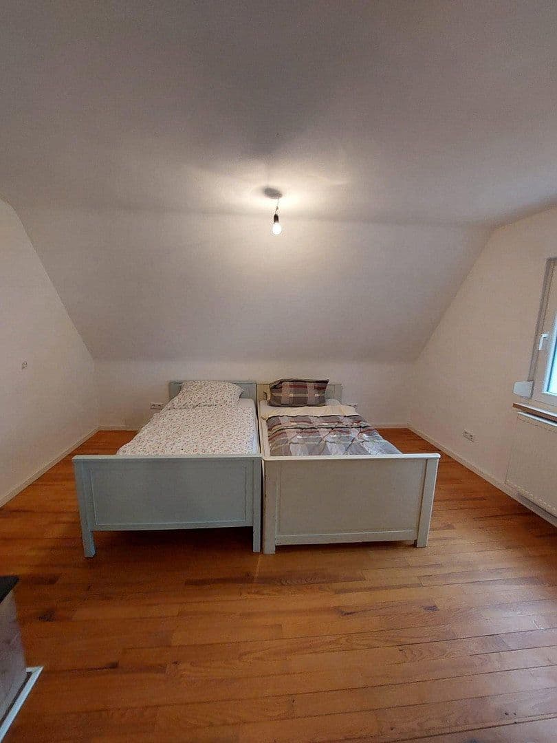 Prodej domu 130 m², pozemek 480 m², Stäffelsbergstraße 8a, Dörrenbach, Porýní-Falc Prodej domu 130 m², pozemek 480 m², Stäffelsbergstraße 8a, Dörrenbach, Porýní-Falc