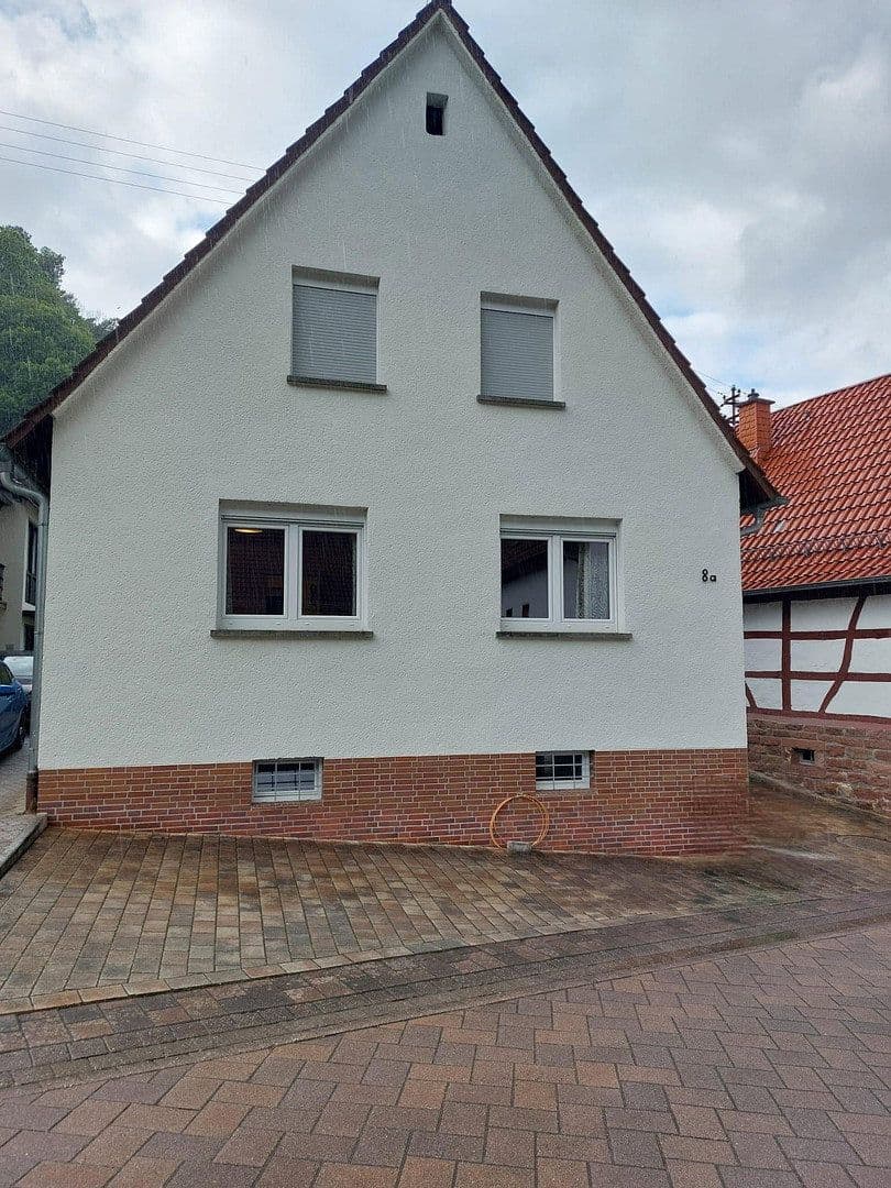 Prodej domu 130 m², pozemek 480 m², Stäffelsbergstraße 8a, Dörrenbach, Porýní-Falc Prodej domu 130 m², pozemek 480 m², Stäffelsbergstraße 8a, Dörrenbach, Porýní-Falc