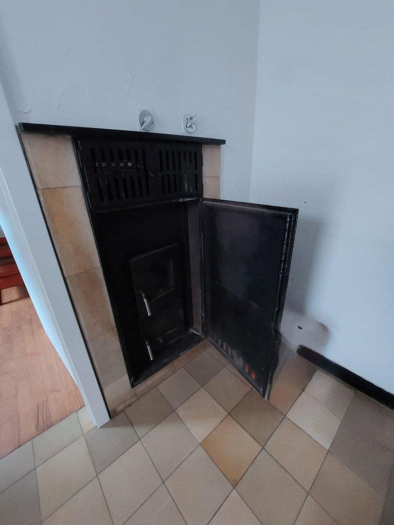 Prodej domu 130 m², pozemek 480 m², Stäffelsbergstraße 8a, Dörrenbach, Porýní-Falc Prodej domu 130 m², pozemek 480 m², Stäffelsbergstraße 8a, Dörrenbach, Porýní-Falc