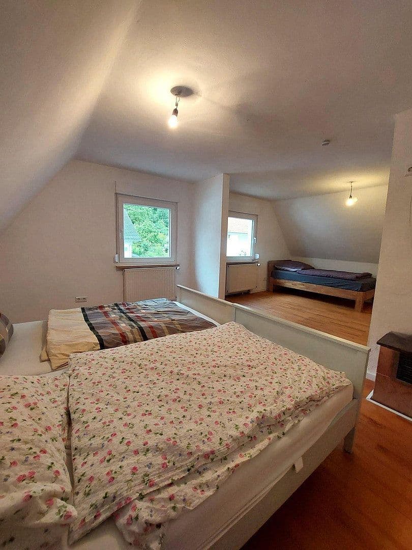 Prodej domu 130 m², pozemek 480 m², Stäffelsbergstraße 8a, Dörrenbach, Porýní-Falc Prodej domu 130 m², pozemek 480 m², Stäffelsbergstraße 8a, Dörrenbach, Porýní-Falc