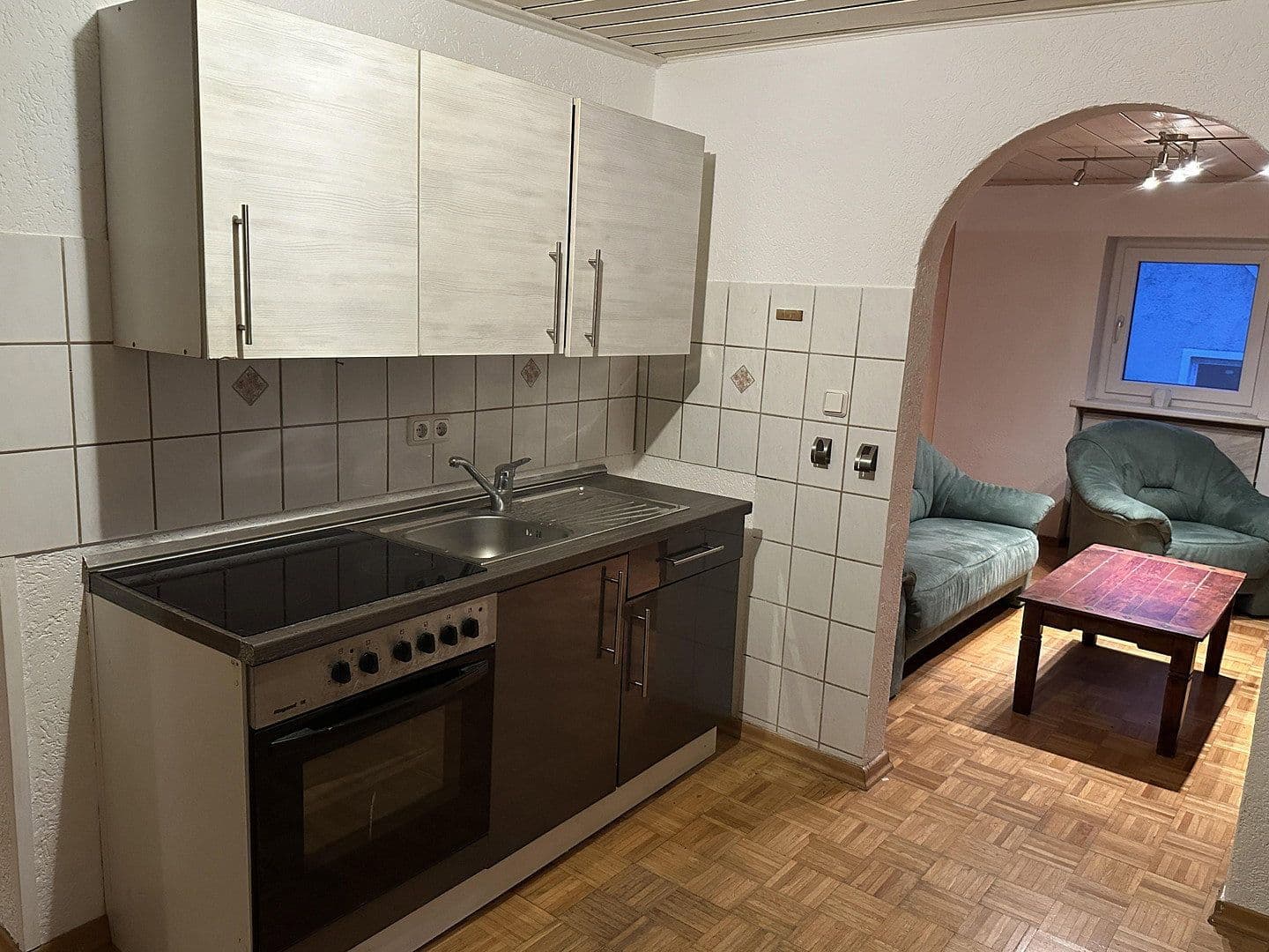 Prodej bytu 1+1 42 m², Carostr. 3, Saal a.d.Donau, Bavorsko Prodej bytu 1+1 42 m², Carostr. 3, Saal a.d.Donau, Bavorsko